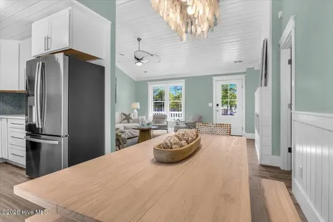 147 NE 19th Street Oak Island NC 28465