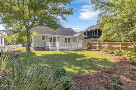 147 NE 19th Street Oak Island NC 28465