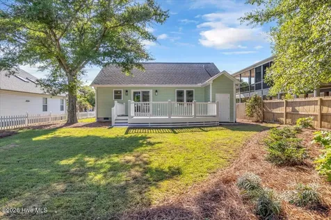 147 NE 19th Street Oak Island NC 28465