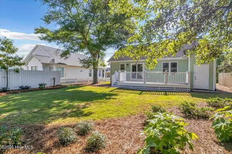 147 NE 19th Street Oak Island NC 28465