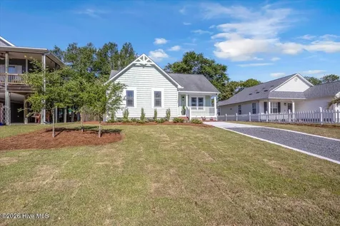 147 NE 19th Street Oak Island NC 28465