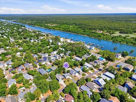 147 NE 19th Street Oak Island NC 28465