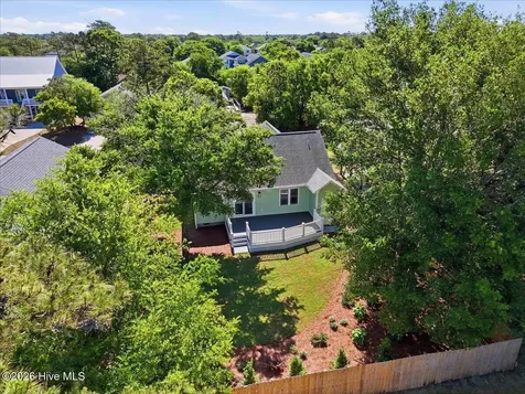 147 NE 19th Street Oak Island NC 28465