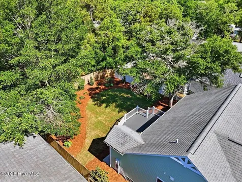 147 NE 19th Street Oak Island NC 28465