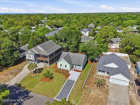 147 NE 19th Street Oak Island NC 28465