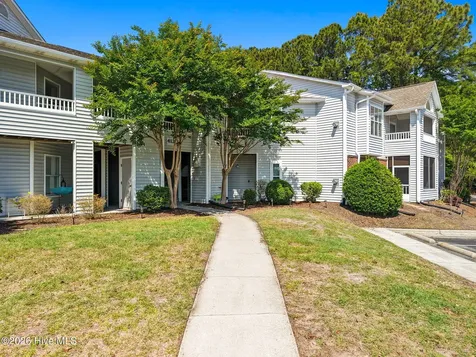 4130 Breezewood Drive Wilmington NC 28412