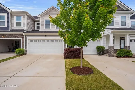 743 Creekway Drive Fuquay Varina NC 27526