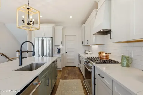 204 Back Street Newport NC 28570