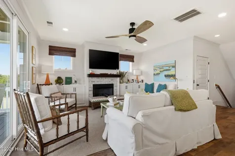 204 Back Street Newport NC 28570