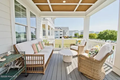 204 Back Street Newport NC 28570