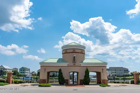 204 Back Street Newport NC 28570