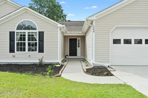 1300 Maple Ridge Road Wilmington NC 28411