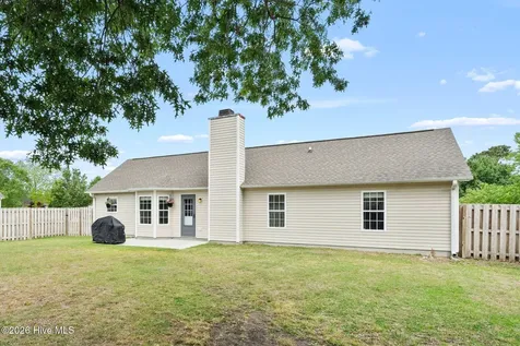 1300 Maple Ridge Road Wilmington NC 28411
