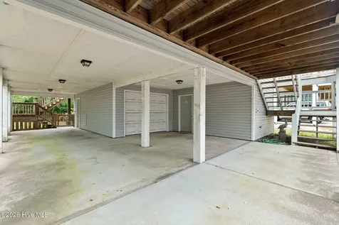309 Greenville Avenue Carolina Beach NC 28428