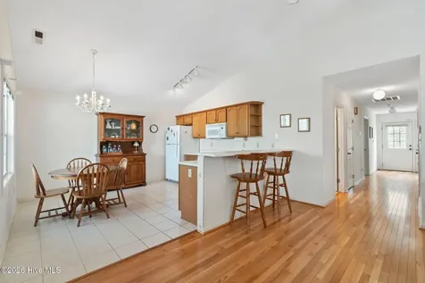 309 Greenville Avenue Carolina Beach NC 28428