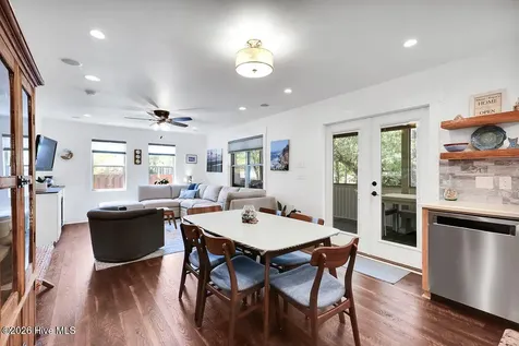 319 NE 42nd Street Oak Island NC 28465