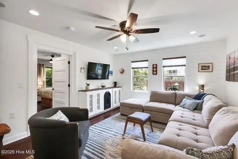 319 NE 42nd Street Oak Island NC 28465