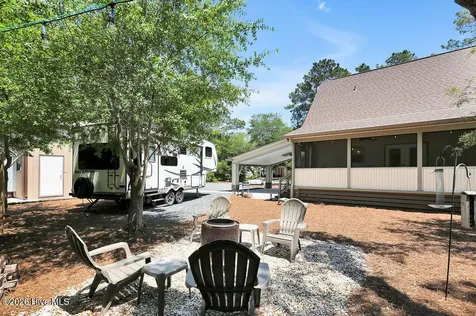 319 NE 42nd Street Oak Island NC 28465