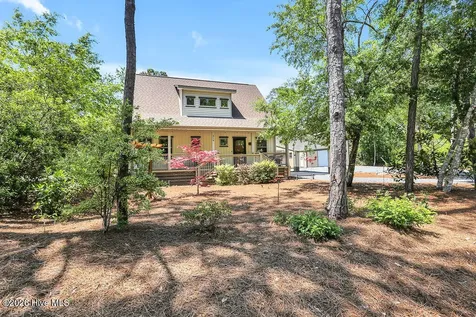 319 NE 42nd Street Oak Island NC 28465