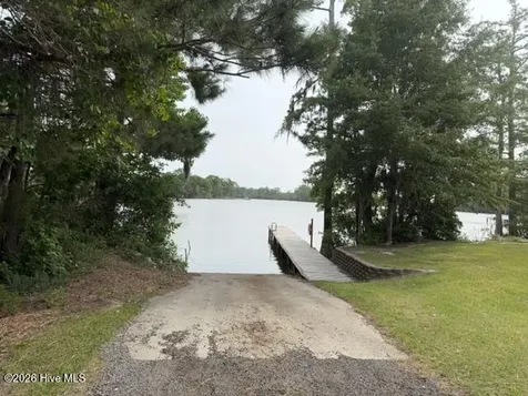 421 Pointe Vista Drive Elizabeth City NC 27909