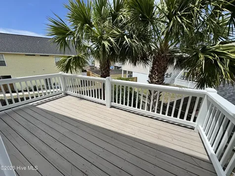 733 Ocracoke Drive Wilmington NC 28412