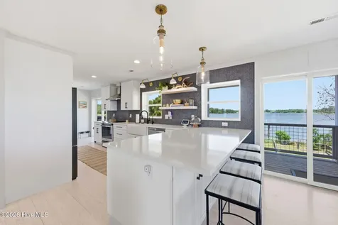 3736 Janiero Road Arapahoe NC 28510