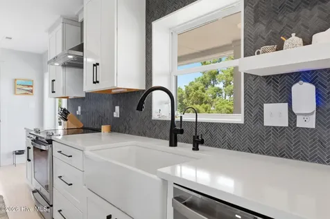 3736 Janiero Road Arapahoe NC 28510