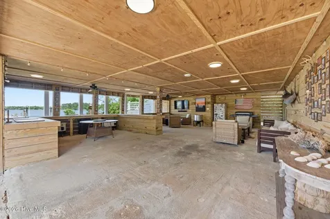 3736 Janiero Road Arapahoe NC 28510