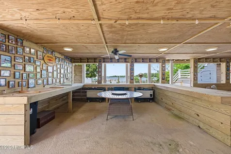 3736 Janiero Road Arapahoe NC 28510
