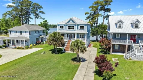 720 Willbrook Circle Sneads Ferry NC 28460