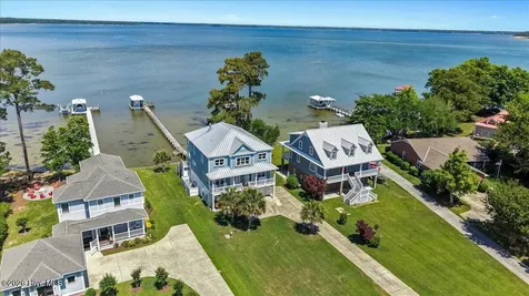 720 Willbrook Circle Sneads Ferry NC 28460