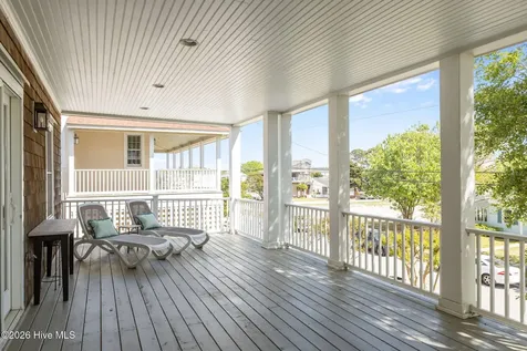 2106 Evans Street Morehead City NC 28557