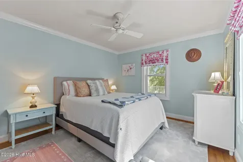 2106 Evans Street Morehead City NC 28557