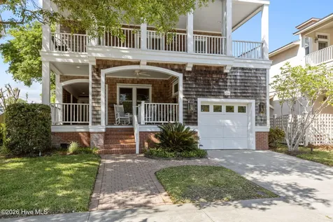 2106 Evans Street Morehead City NC 28557
