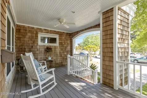 2106 Evans Street Morehead City NC 28557