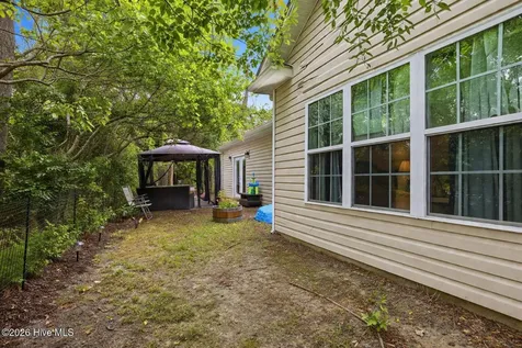 6 Court 1 Northwest Drive Calabash NC 28467