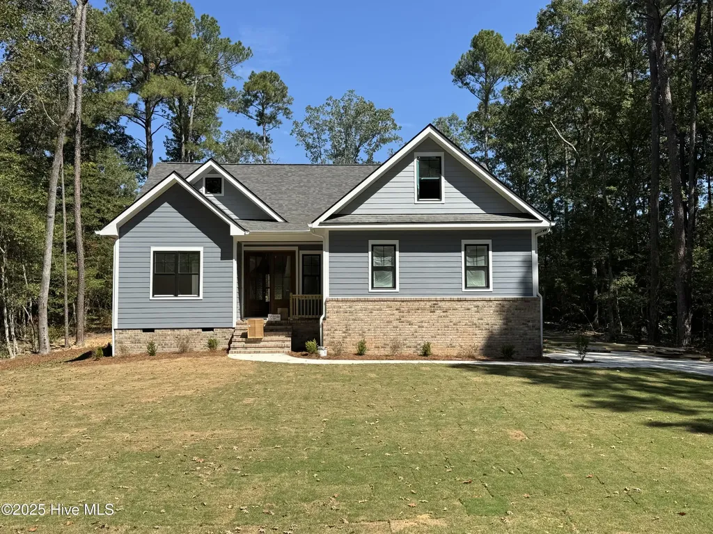 663 Loblolly Drive Vass NC 28394