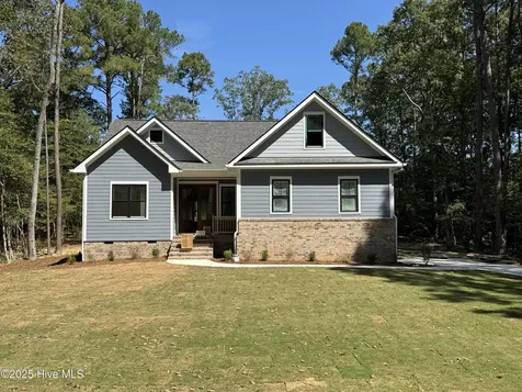 663 Loblolly Drive Vass NC 28394