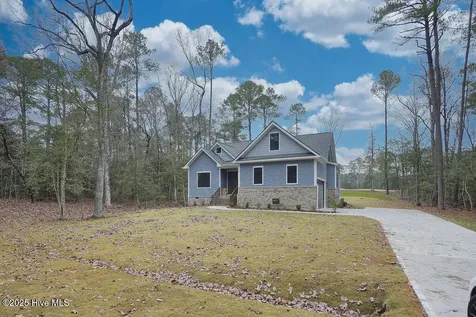 663 Loblolly Drive Vass NC 28394