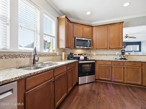 402 Cyrus Thompson Drive Jacksonville NC 28546