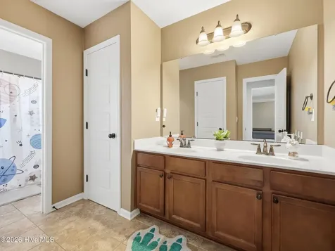 402 Cyrus Thompson Drive Jacksonville NC 28546