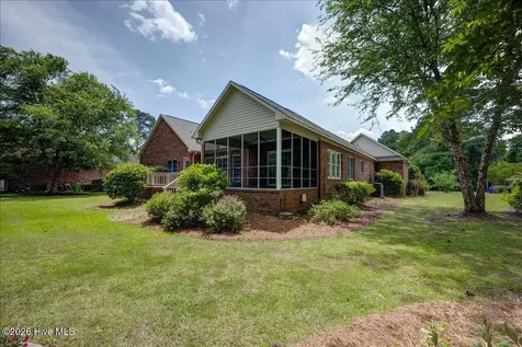 606 Taberna Circle New Bern NC 28562