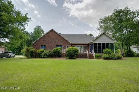 606 Taberna Circle New Bern NC 28562