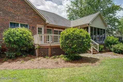 606 Taberna Circle New Bern NC 28562