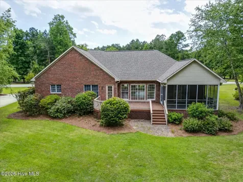606 Taberna Circle New Bern NC 28562