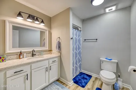 710 -472 Azalea Drive Hampstead NC 28443