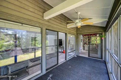 710 -472 Azalea Drive Hampstead NC 28443
