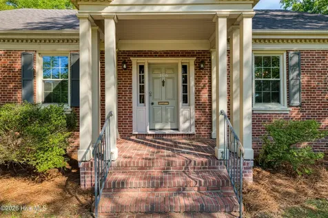 306 S Howard Circle Tarboro NC 27886
