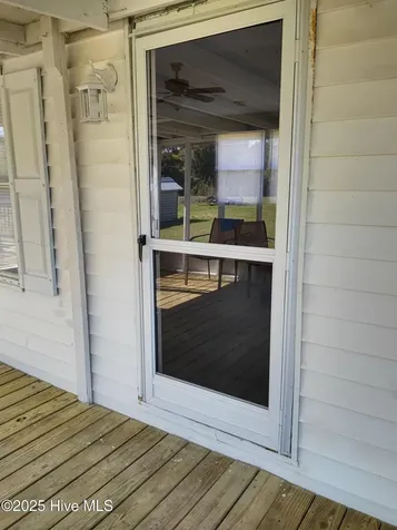 146 Oscar Edens Road Hampstead NC 28443