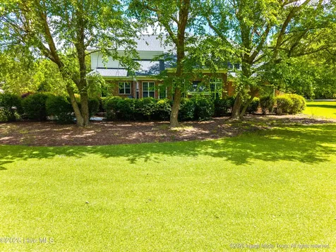 4202 Sterling Trace Drive Winterville NC 28590